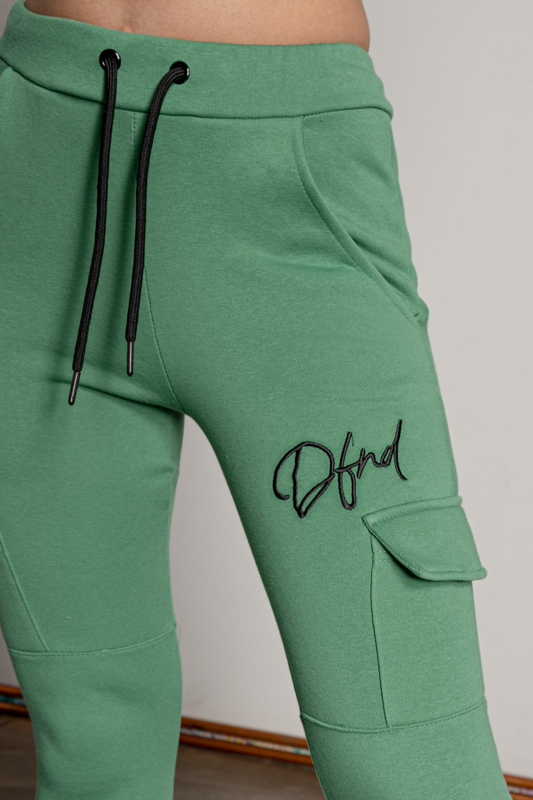Women’s DFND Paloma Jogger - Green