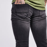 Deluxe Tapered Jeans - Black